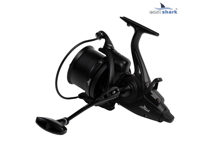 Катушка EastShark CFR 8000 с байтраннером 6+1BB 4.6/1